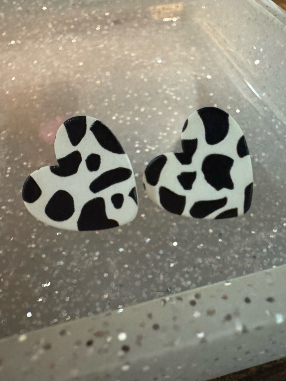 *Cow Print Heart Stud Earrings Black White Western Cute Statement